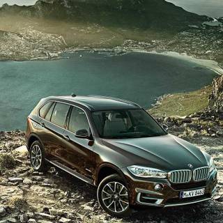 Suv iPhone wallpaper