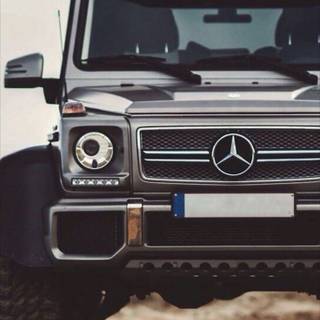 Suv iPhone wallpaper