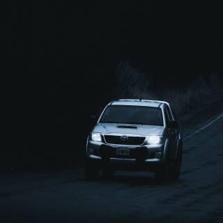 Suv iPhone wallpaper