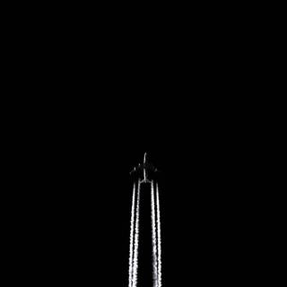 Dark iPhone logo wallpaper