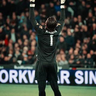 Goalkeeper iPhone wallpaper