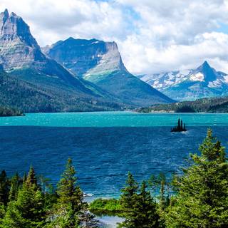 Montana iPhone wallpaper