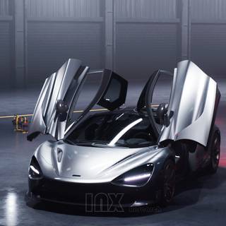 McLaren 720s iPhone wallpaper