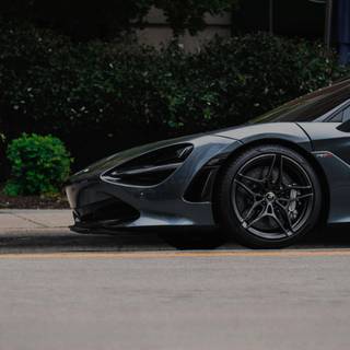 McLaren 720s iPhone wallpaper