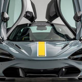 McLaren 720s iPhone wallpaper