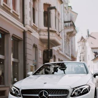 Mercedes Benz C300 wallpaper