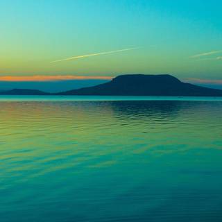 iPhone relax wallpaper