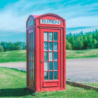 Red phone box wallpaper