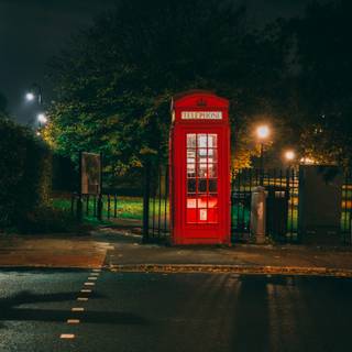 Red phone box wallpaper