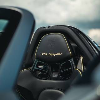 Porsche 918 Spyder iPhone wallpaper