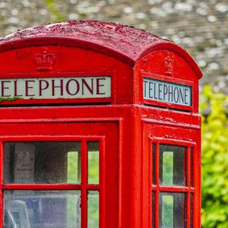 Red phone box wallpaper