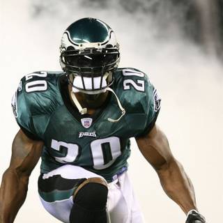 American football 4k iPhone wallpaper