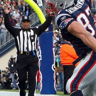 American football 4k iPhone wallpaper