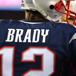 American football 4k iPhone wallpaper