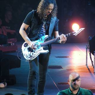 Kirk Hammett iPhone wallpaper