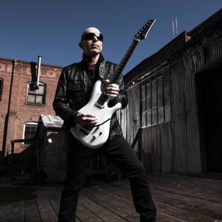 Kirk Hammett iPhone wallpaper