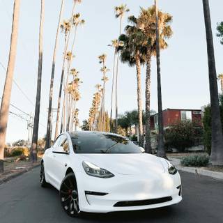 iPhone Tesla wallpaper