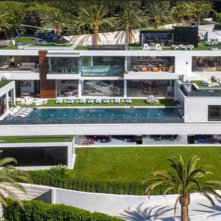 Luxury villas wallpaper