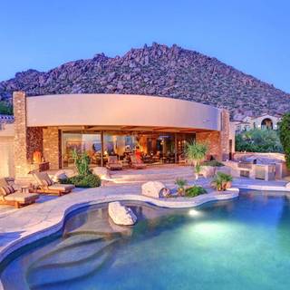 Luxury villas wallpaper