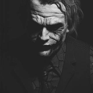 iPhone 12 Joker wallpaper