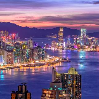 City skyline iPhone wallpaper