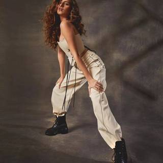 Tara Sutaria iPhone wallpaper