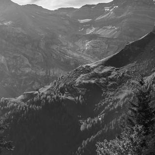 Dark landscape iPhone wallpaper