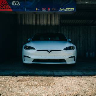 Tesla Model X iPhone wallpaper