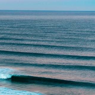 Ocean waves phone wallpaper