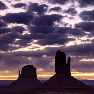 Monument Valley iPhone wallpaper