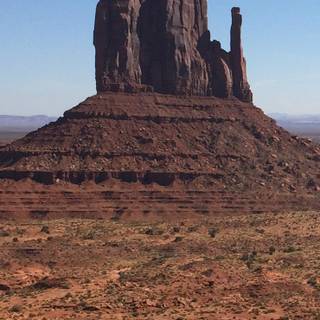 Monument Valley iPhone wallpaper