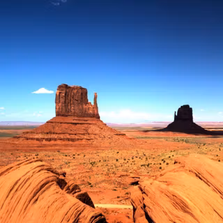 Monument Valley iPhone wallpaper