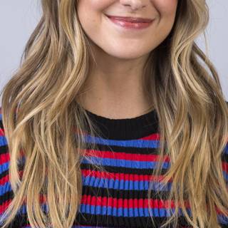 Melissa Benoist iPhone wallpaper