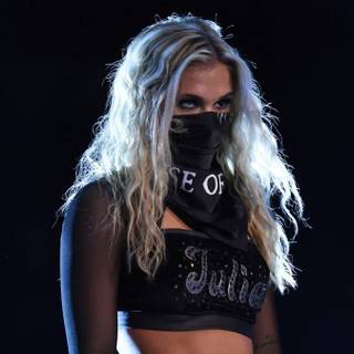 Julia Hart wallpaper