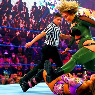 Nikkita Lyons wallpaper