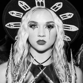 Julia Hart wallpaper