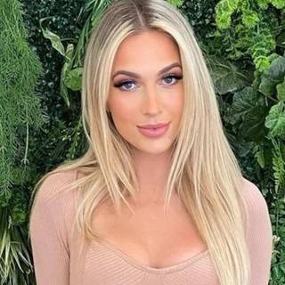 Karmen Petrovic wallpaper