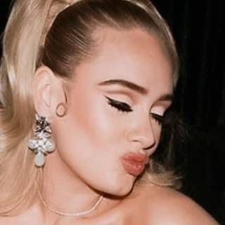 Adele iPhone wallpaper