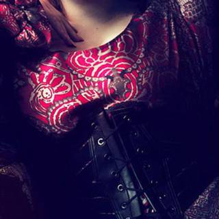 Adele iPhone wallpaper