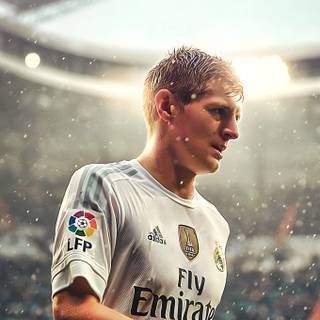 Toni Kroos iPhone wallpaper