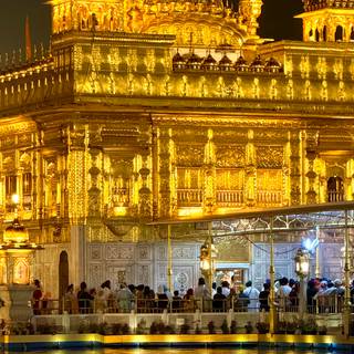 Golden Temple iPhone wallpaper