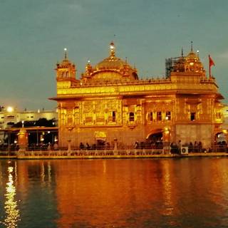 Golden Temple iPhone wallpaper