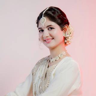 Harshaali Malhotra wallpaper