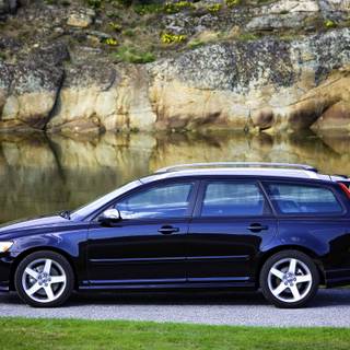 Volvo V50 wallpaper