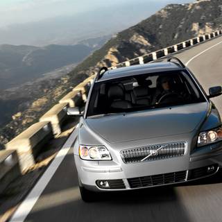 Volvo V50 wallpaper