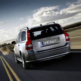 Volvo V50 wallpaper