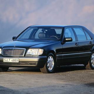 Mercedes-Benz W140 wallpaper