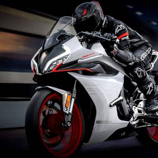 CFMOTO 450SR wallpaper