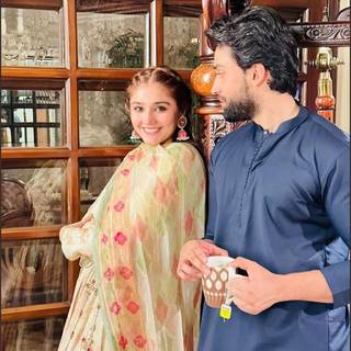 Ishq Murshid wallpaper