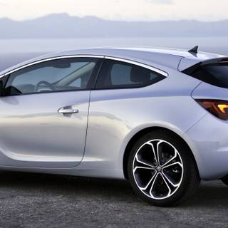 Opel Astra OPC wallpaper